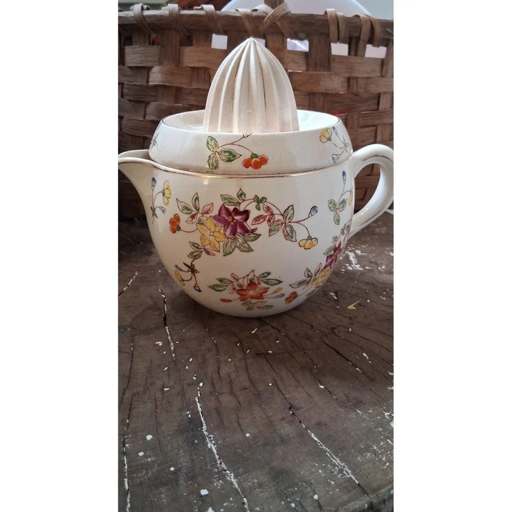 Vintage Large 2 Piece Porcelain Flowered Hand Juicer/ Spout & Handle Japan 1920s